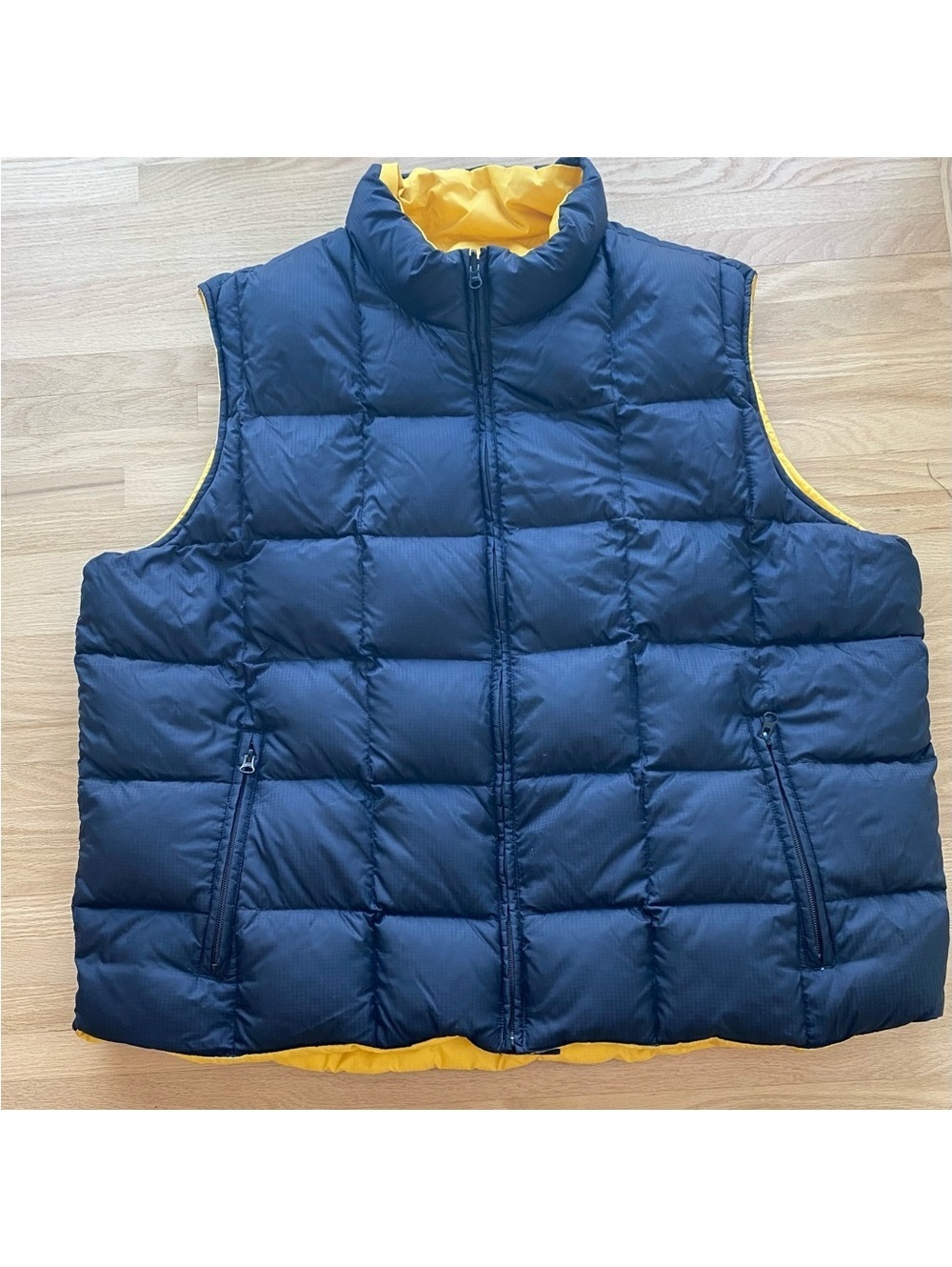 Lands End down fill quilted puffer vest men’s 2XL navy yellow Uof MI preppy